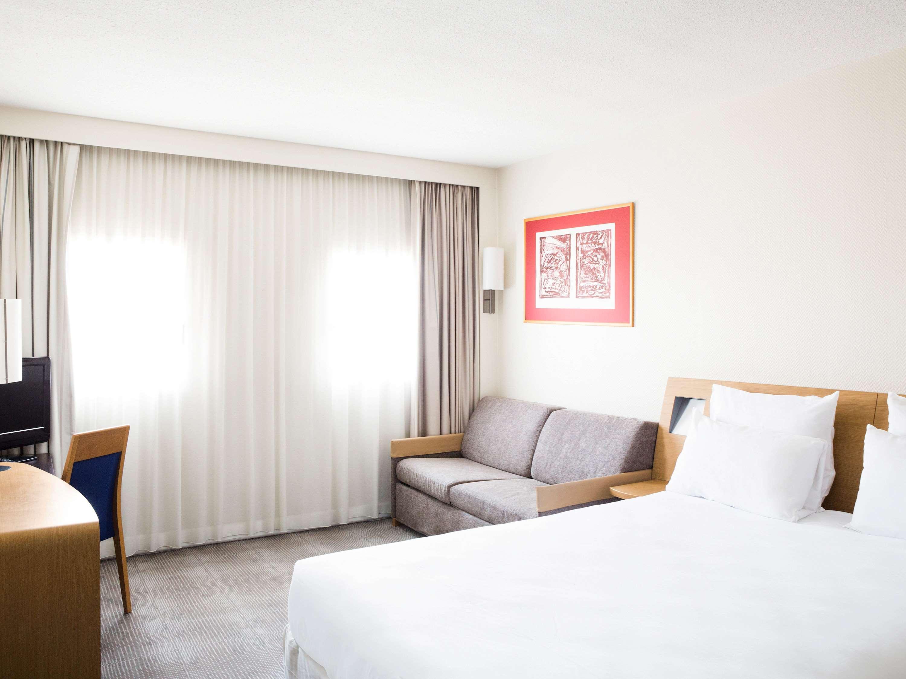 Novotel Centre Compans Caffarelli Hotel 4*