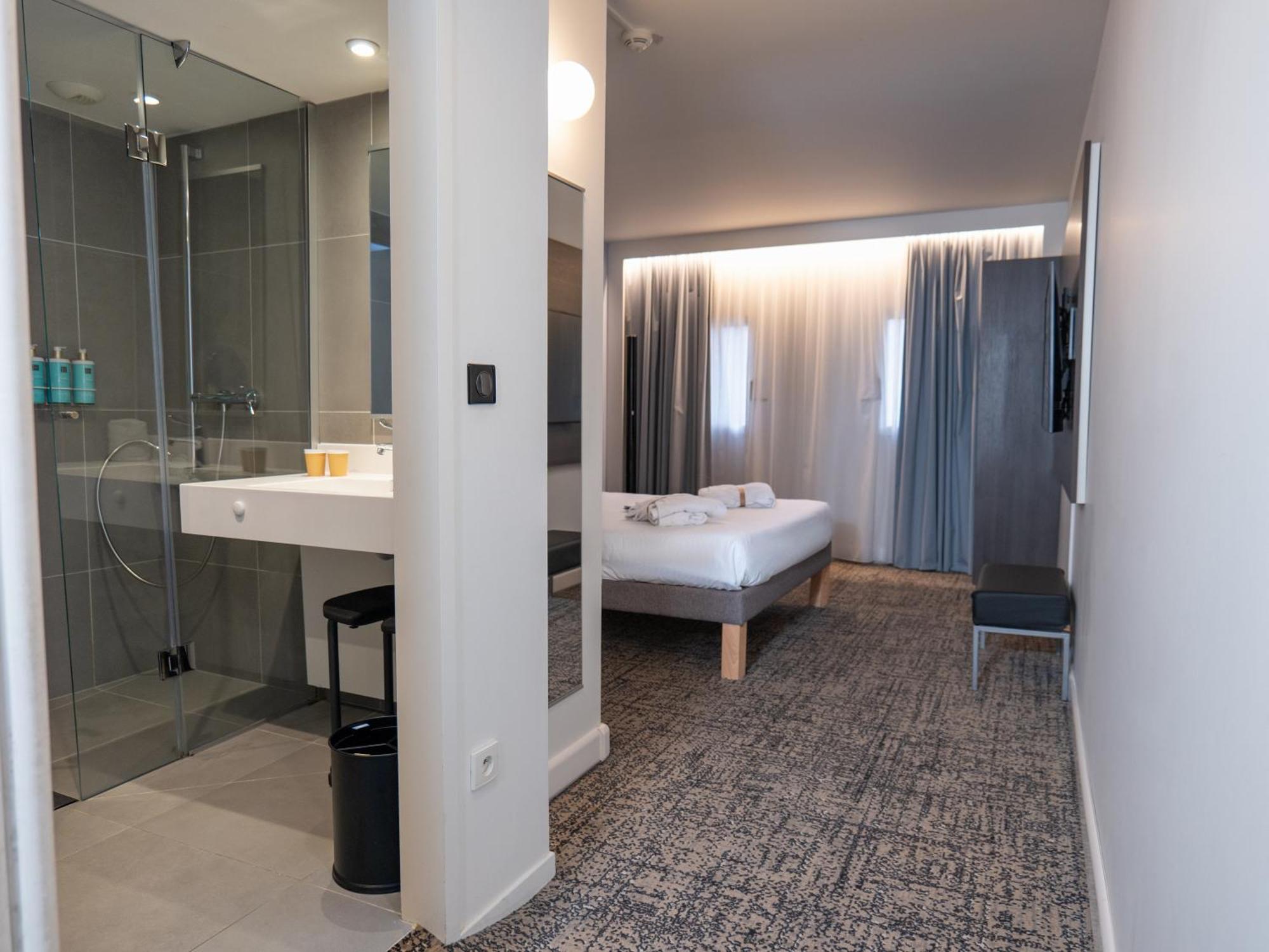 Hotel Novotel Centre Compans Caffarelli 4*